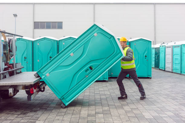 Best Portable restroom trailer rental  in Dearborn Heights, MI