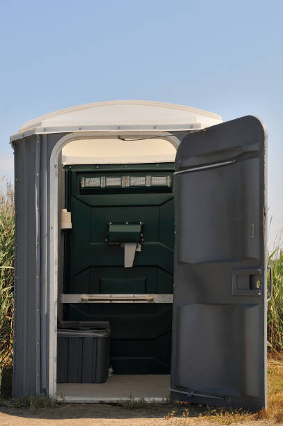 Best Affordable porta potty rental  in Dearborn Heights, MI